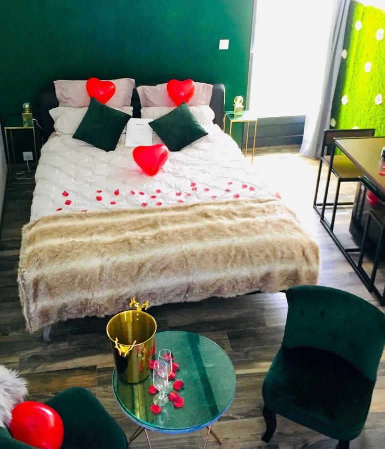 Amo Hotes Hotel Les Sorinières Buitenkant foto